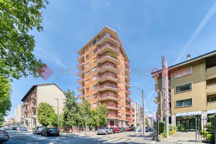 Foto Appartamento in Corso UNIONE SOVIETICA 241, Torino Lingotto di 124 m²