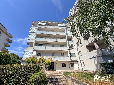 Foto Appartamento in Via della libertÃ  23, Vallefoglia Bottega di 109 m²