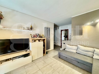 Foto Appartamento in Torino, La Cassa Centro di 83 m² con 4 locali