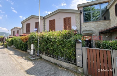 Foto Villa unifamiliare in Strada di San Fortunato 31, Terni Tuillo