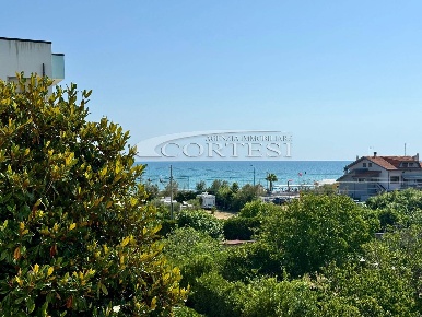 Foto Appartamento a Fano di 10 m² con 4 locali in vendita