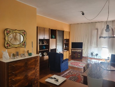 Foto Appartamento a Carrara Marina di Carrara di 100 m² con 5 locali
