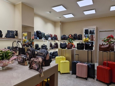 Foto Attività commerciale a Fucecchio Centro di 160 m² con 1 locali