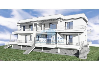 Foto Appartamento a Carrara Marina di Carrara di 90 m² con 4 locali