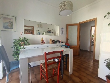 Foto Appartamento a Livorno Fabbricotti di 118 m² con 5 locali in vendita