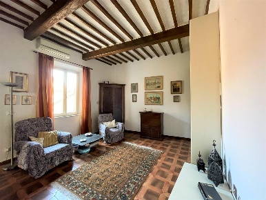 Foto Appartamento a Pisa Santa Maria di 110 m² con 5 locali in affitto
