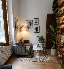 Foto Appartamento in Via Ventotene 27/4, Genova Lagaccio di 68 m² all'asta