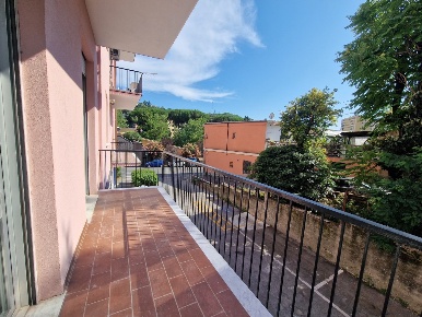 Foto Appartamento in Via Faliero Vezzani 42, Genova Rivarolo di 89 m²