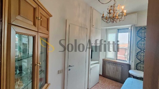 Foto Appartamento in Via Teo Lambri 9, Pavia Crosione di 115 m² in affitto