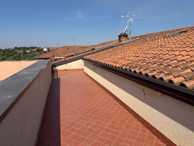Foto Mansarde a Tremestieri Etneo di 60 m² con 2 locali in vendita