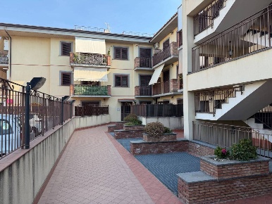 Foto Mansarde a Tremestieri Etneo di 60 m² con 2 locali in vendita