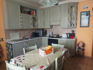 Foto Casa indipendente a Massa Mirteto di 142 m² con 6 locali in vendita