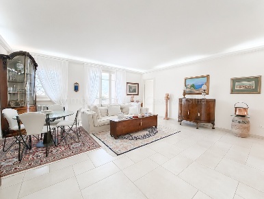 Foto Appartamento in Via Fortunato Federigi, Seravezza di 130 m² in vendita