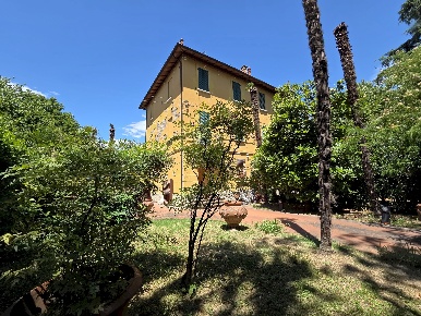 Foto Casa indipendente a Imola Cappuccini, Montericco di 279 m² in vendita