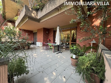 Foto Appartamento in Via Patroclo, Milano San Siro di 200 m² con 5 locali