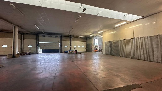 Foto Capannone industriale a Lainate di 6300 m² in affitto
