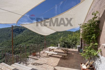 Foto Appartamento in Frazione castelletta 13, Fabriano Castelletta