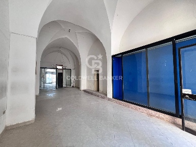 Foto Locale commerciale in Via Pascoli 34, Galatina Centro di 82 m²