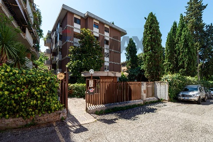 Foto Appartamento in Via Angelo Messedaglia 36, Roma Fleming di 74 m²