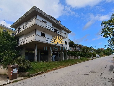 Foto Casa indipendente in contrada san savino 6, Ripatransone San Savino