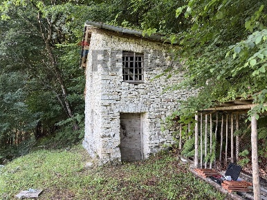 Foto Rustico in Loc. Faller Snc, Sovramonte Faller di 25 m² con 2 locali