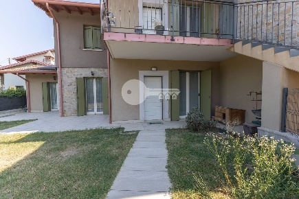 Foto Appartamento in Via Brescia 18, Ghedi Centro di 100 m² con 4 locali