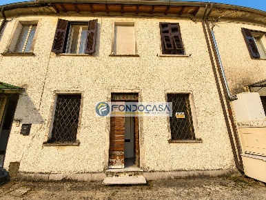 Foto Appartamento in Via della posta 10, Massa San Carlo - Antona di 42 m²