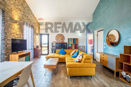 Foto Attico in Via Fratelli Testa 5, Giussago di 122 m² con 3 locali