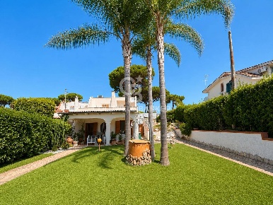 Foto Villa unifamiliare in Via Terracina, San Felice Circeo Centro