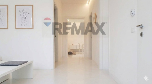 Foto Appartamento in Strada Traversante Ravadese 30, Parma di 160 m²