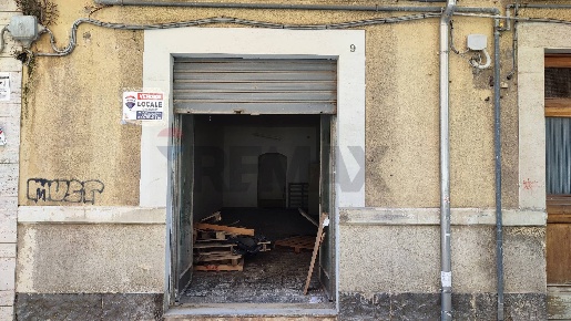 Foto Magazzino in Via De Deo 9, Bari San Pasquale di 72 m² con 2 locali