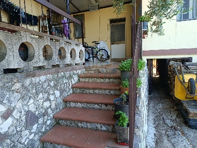Foto Appartamento in via sp18, Montoro Banzano di 122 m² con 4 locali