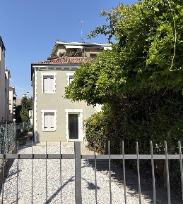 Foto Villa unifamiliare in Via motta 23, Venezia Carpenedo - Bissuola