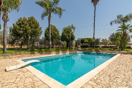 Foto Villa unifamiliare in VIA MONTALE 1, Melilli di 128 m² con 4 locali