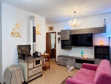 Foto Appartamento in Via Osticcio 24, Montalcino Centro di 99 m² in vendita