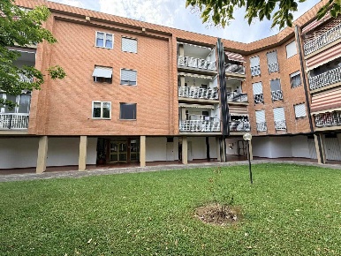 Foto Appartamento a Campi Bisenzio San Donnino di 109 m² con 5 locali