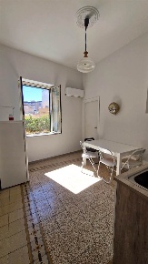 Foto Appartamento a Palermo Montegrappa di 70 m² con 4 locali in affitto