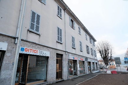 Foto Appartamento a Lecco Centro di 90 m² con 4 locali in affitto