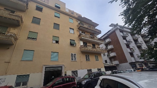 Foto Appartamento in VIA MONTE SENARIO 62, Roma Città Giardino di 65 m²
