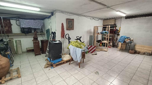 Foto Garage a Borgo San Lorenzo Centro di 50 m² con 1 locali in vendita