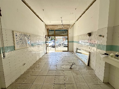 Foto Attività commerciale in Via Dantiochia, Firenze Europa di 45 m²