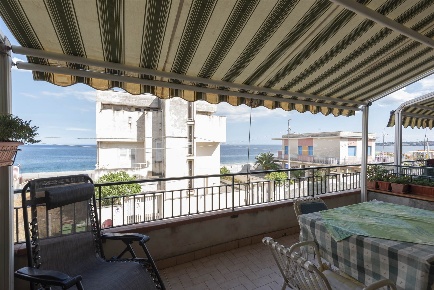 Foto Appartamento in Via Spiaggia 117, Mascali Centro di 33 m² con 1 locali