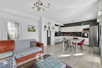 Foto Appartamento in San Carlo, Chiavenna Centro di 92 m² con 3 locali