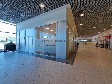 Foto Ufficio in VIALE DEI MUTILATI E INVALIDI DEL LAVORO 121, di 103 m²