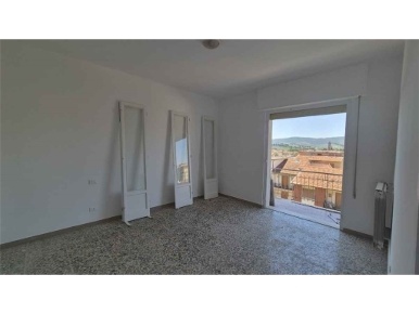 Foto Appartamento in VIA CALAMANDREI 6, Scandicci Centro di 70 m²