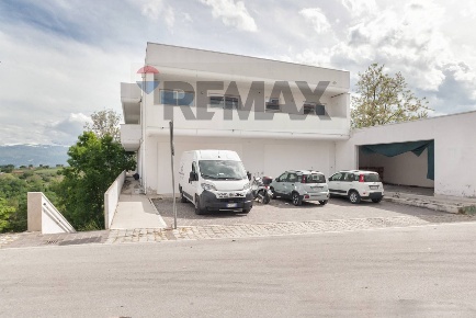Foto Appartamento in Via Duca Degli Abruzzi, Catignano di 94 m² in vendita