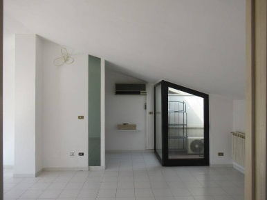 Foto Attico in via mare adriatico, Spoltore di 110 m² con 4 locali