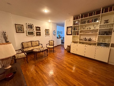 Foto Appartamento in Via Trento 18, Genova Albaro di 125 m² con 7 locali