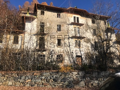 Foto Terreno residenziale a Levico Terme di 1750 m² in vendita