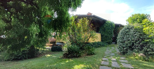 Foto Villa unifamiliare in via arzago 24, Calvenzano di 242 m² con 4 locali